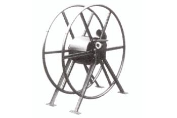 Hose reel for tankers and fuel