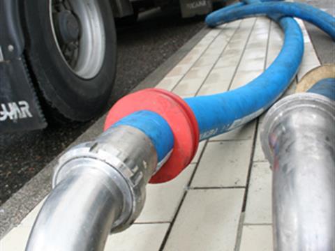 Flexible hoses for milk and derivatives