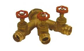 THREE-WAY DIVIDER WITH GATE VALVES