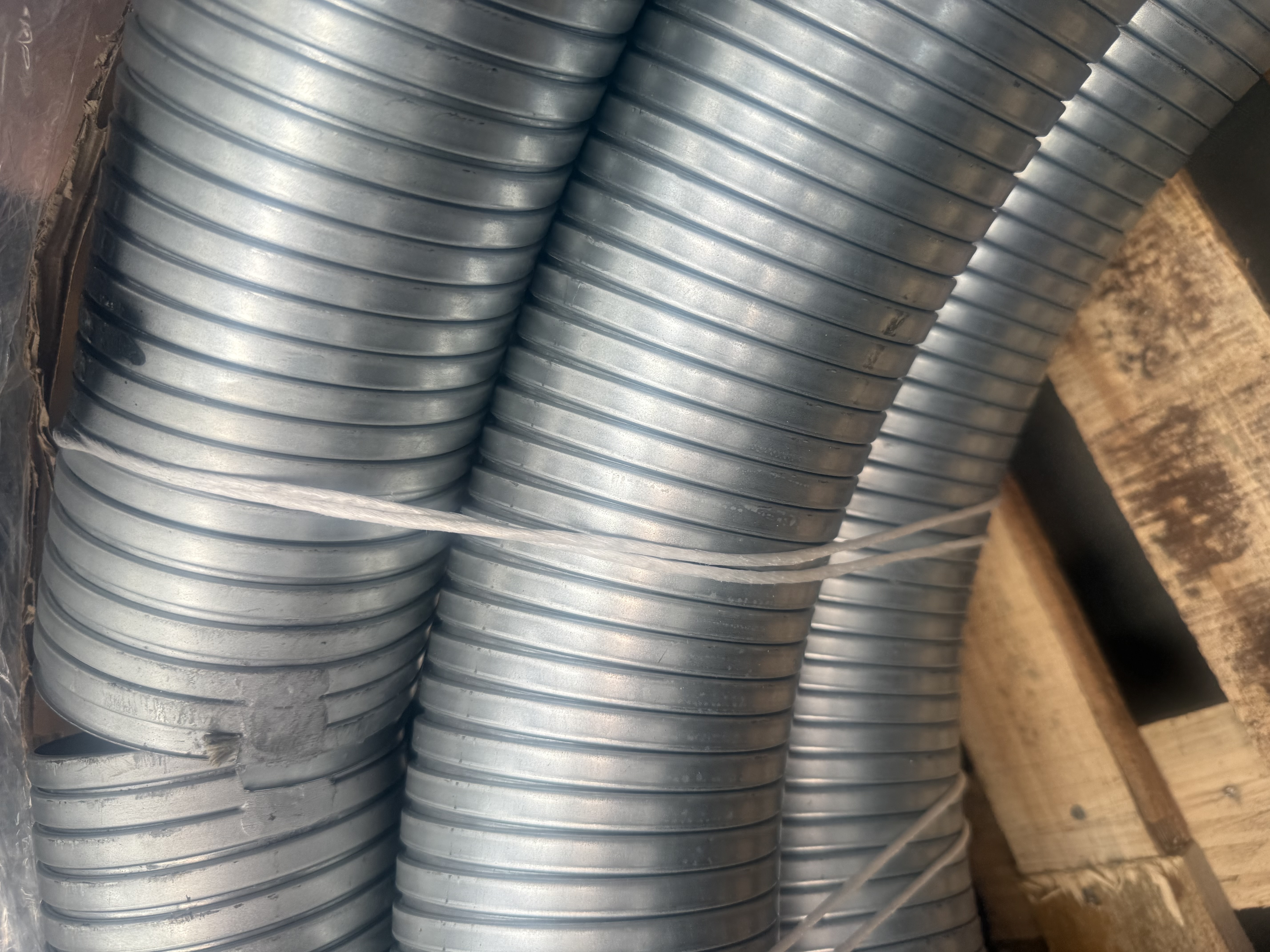 METALFLEX CIRCULAR GALVANIZED DOUBLE SEAM PIPE