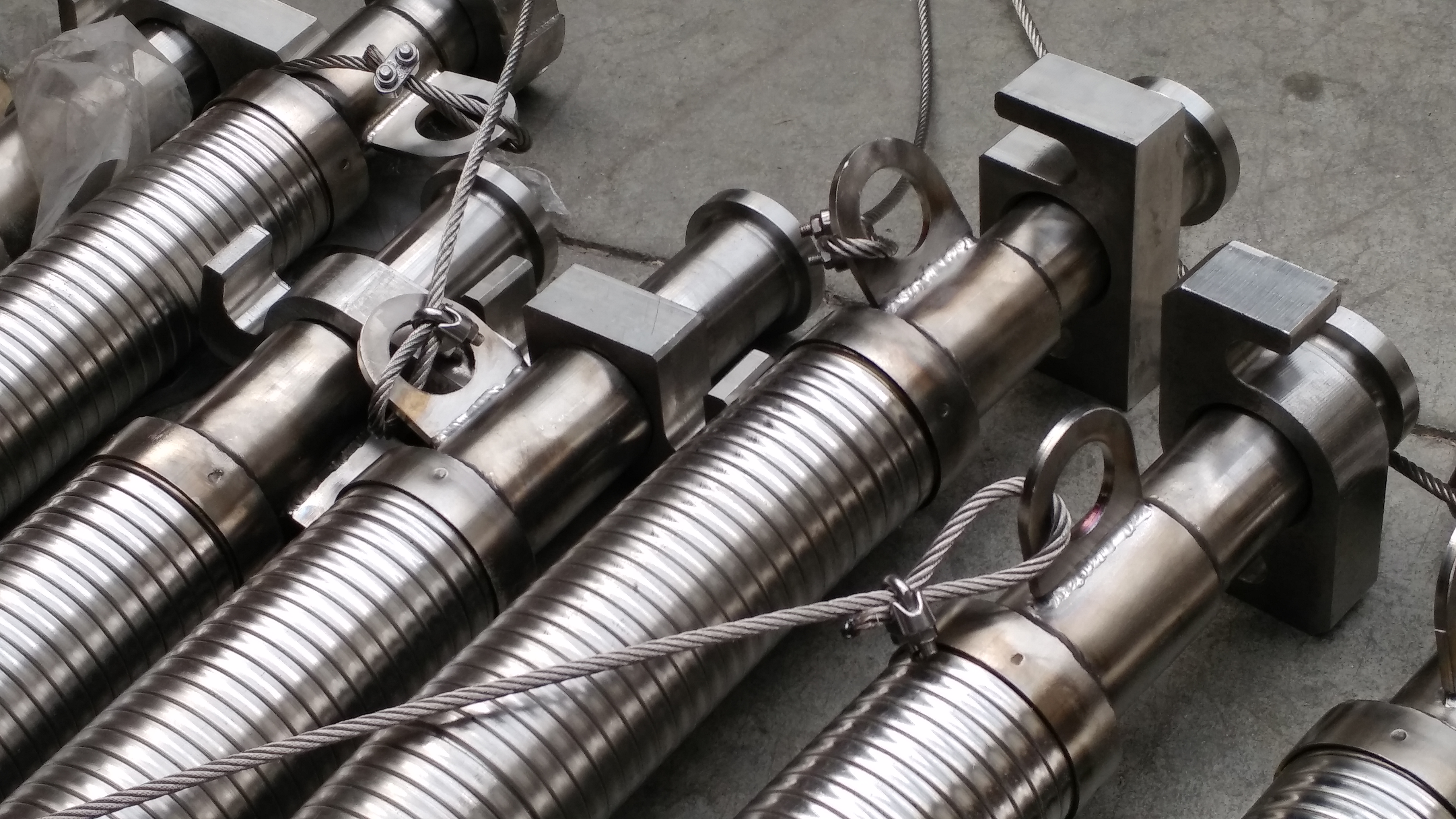 HOSES FOR HYDROGEN - NITROGEN - OXYGEN