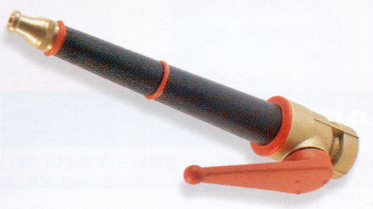 THREE-EFFECT MISTRAL LANCE