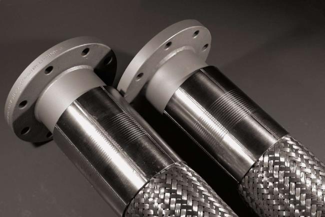 TUBI FLESSIBILI RACCORDATI E COMPENSATORI INOX - 8